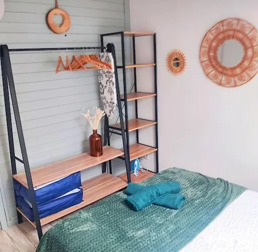 Chez Arty - Gere Par Presta-zen'services アパート ヴェルダン・シュル・ムーズ